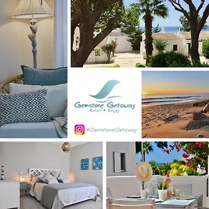 Aquamarine - Gemstone Getaway Apartment